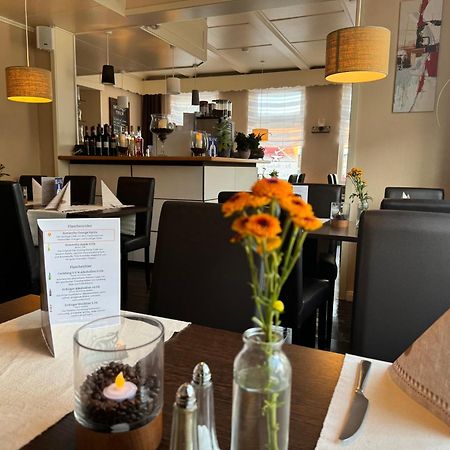 Alte Schmiede Hotel & Restaurant Йорк Экстерьер фото