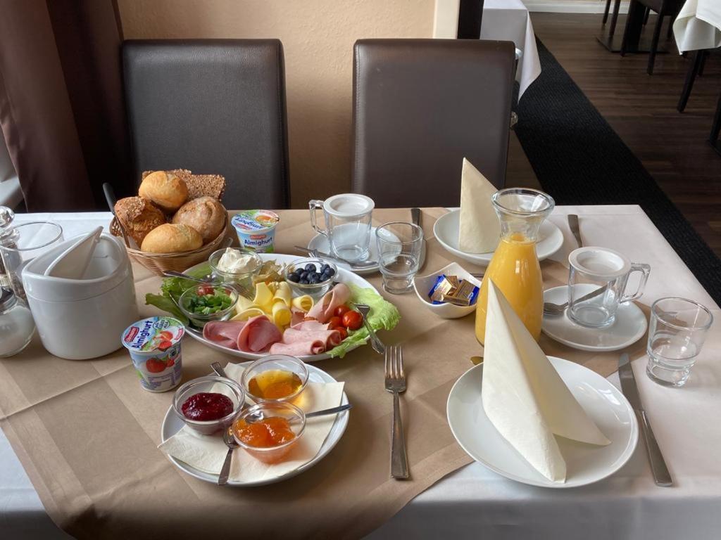 Alte Schmiede Hotel & Restaurant Йорк Экстерьер фото